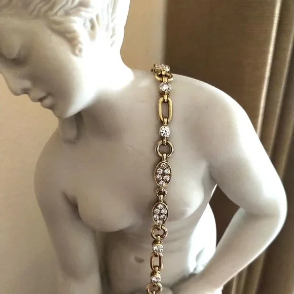 Tabbah Diamond 18K Gold Station Parisian Bracelet - Picture 11 of 13